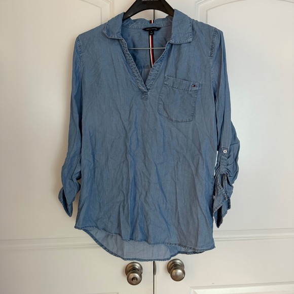 Tommy Hilfiger Tops - Tommy Hilfiger Womens Chambray Tunic Top Light Wash Blue Roll Tab Sleeve Size M